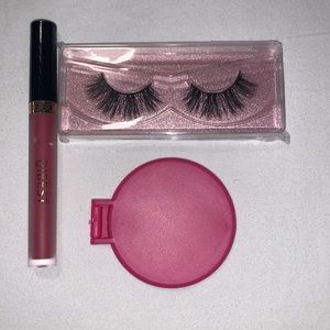 Makeup bundle